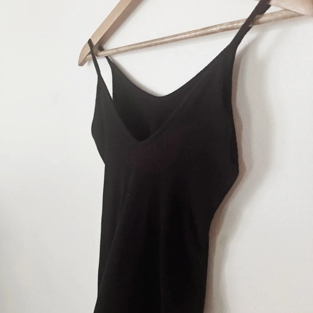 American Eagle Outfitters Black V-Neck Spaghetti-Strap Bodysuit small